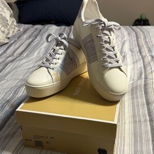 Michael Kors White Sneakers never worn